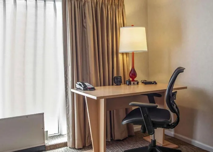 Comfort Michigan Avenue 3* Чикаго